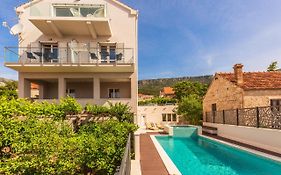 Bol Summer Residence